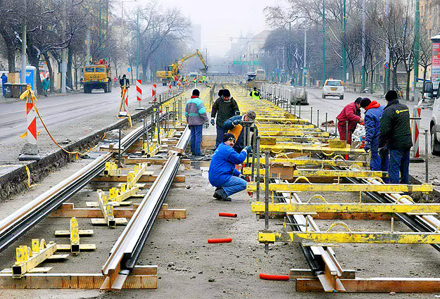 Szegeden már elindult a villamoshálózat fejlesztése