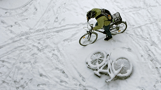 Biciklik a hóban