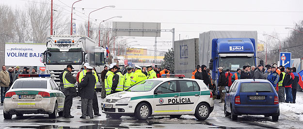 Szlovák kamionsofőrök torlaszolták el az utat január elején