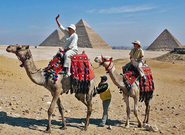 A gazdasági válság miatt a tavalyi évben csökkent Egyiptom idegenforgalmi bevétele