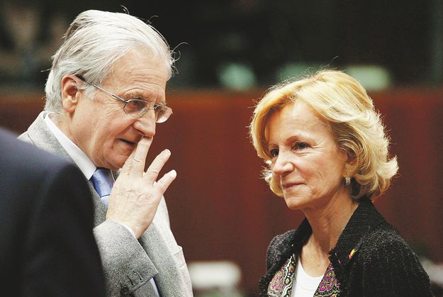 Jean-Claude Trichet, az EKB elnöke és Elena Salgado, spanyol pénzügyminiszter a tegnapi csúcson
