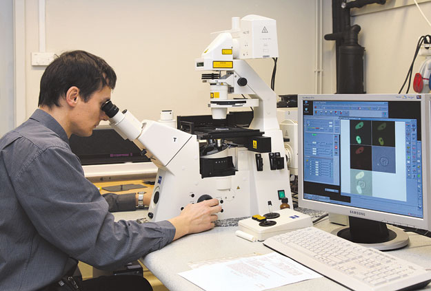 A legkorszerűbb mikroszkópok a kutatás szolgálatában