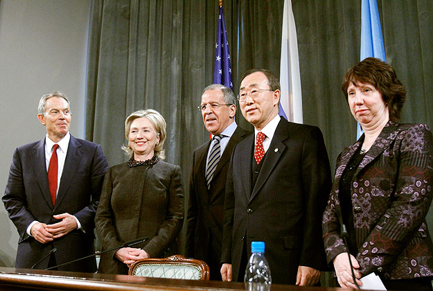 (L to R) Quartet Representative Tony Blair, U.S. Secretary of State Hilary Clinton, Russian Foreign Minister Sergei Lavrov, U.N. Secretary General Ban Ki-moon, EU Foreign Policy Chief Catherine Ashton pose for a family photo after their talks in Mosc