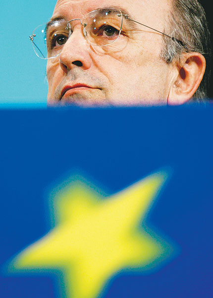 Joaquín Almunia pénzügyi biztos ismét kiállt az Európai Központi Bank függetlensége mellett