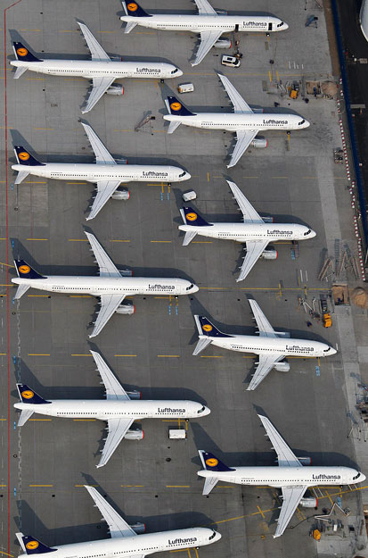Földön ragadt Lufthansa-gépek a frankfurti repülőtéren