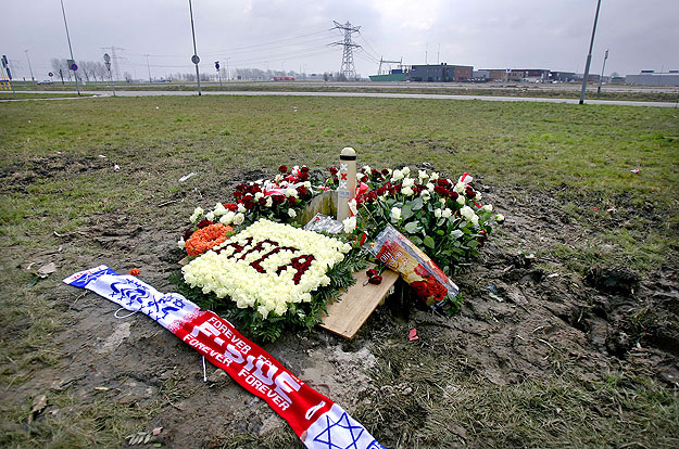 A „beverwijki csata” néven elhíresült összecsapás áldozatának síremléke