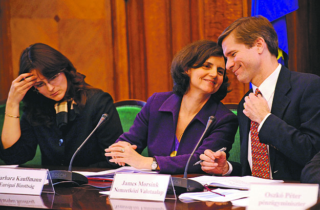 Az IMF és az EU tárgyaló delegációja a februári felülvizsgálat idején