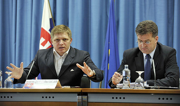 Fico és Lajcák a kormány tegnapi ülése után