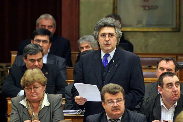 Szabó Zoltán, még a parlamentben
