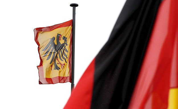 A német elnöki zászló a Bellevue-palotán, Berlinben