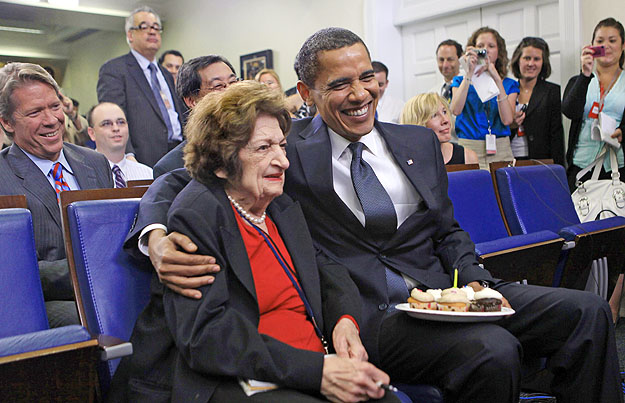 A két születésnapos: Helen Thomas Obamával tavaly augusztusban