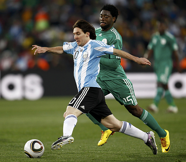 Lionel Messi több lövését csak bravúrral tudta hárítani a nigériai kapus