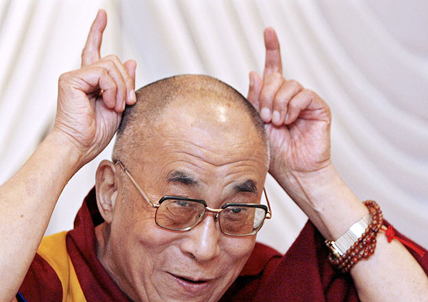 A dalai lámát is megtréfálta Debenedetti