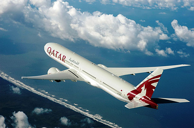A Qatar Airways Boeing–777-es gépe. Dohából szerte Ázsiába szállítják az utasokat