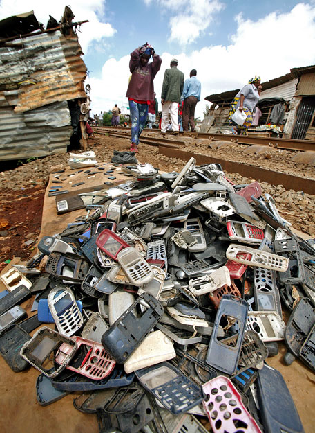 A hívás vége – telefonszemét Nairobiban