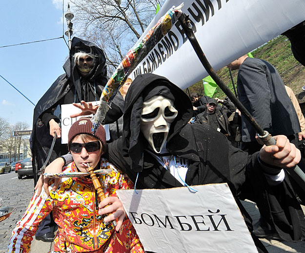 A drogfogyasztás ellen tüntetnek Kijevben