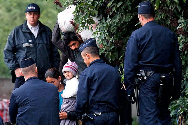 Francia romatelepet számol fel a rendőrség