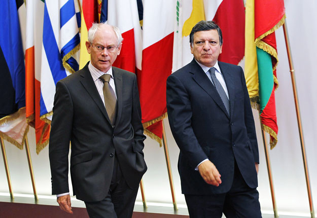 Herman Van Rompuy, a tanács állandó elnöke és José Manuel Barroso, a bizottság elnöke
