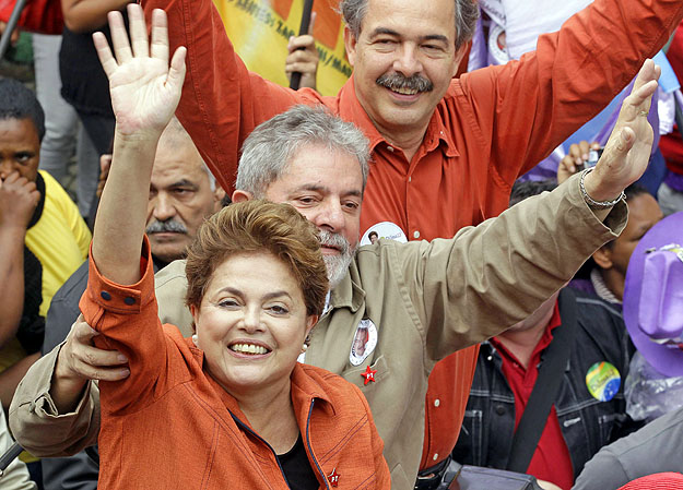 Rousseff és Lula da Silva az elnökválasztás idején. Fényes jövő előtt
