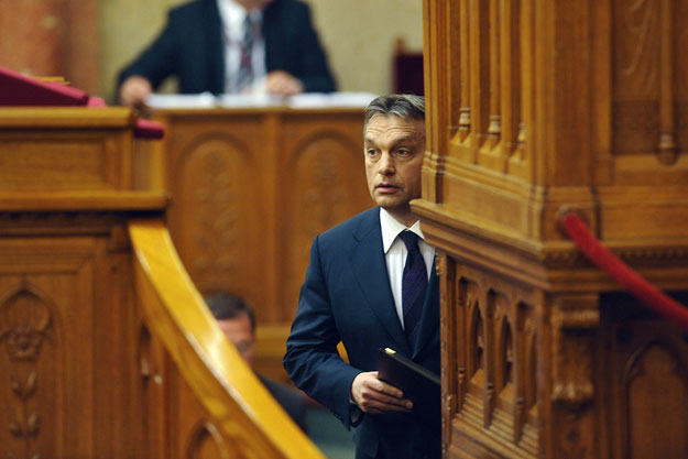 Orbán Viktor miniszterelnök napirend előtti felszólalása a vörösiszap katasztrófát követően az országgyűlés plenáris ülésén
