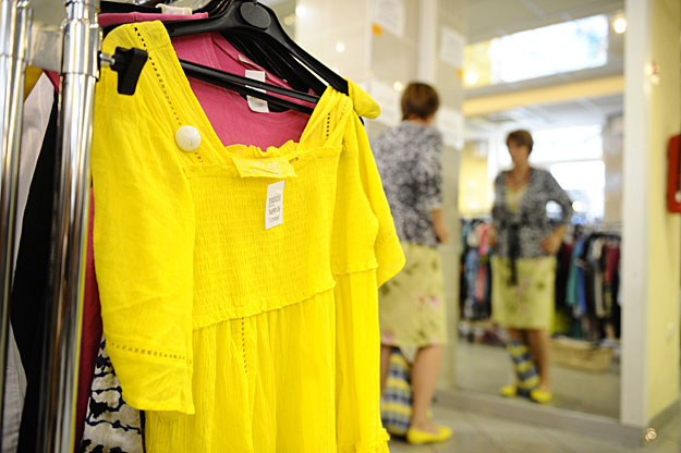 A nyári-őszi szezonváltás miatt a ruházati cikkek ára az átlag felett nőtt szeptemberben