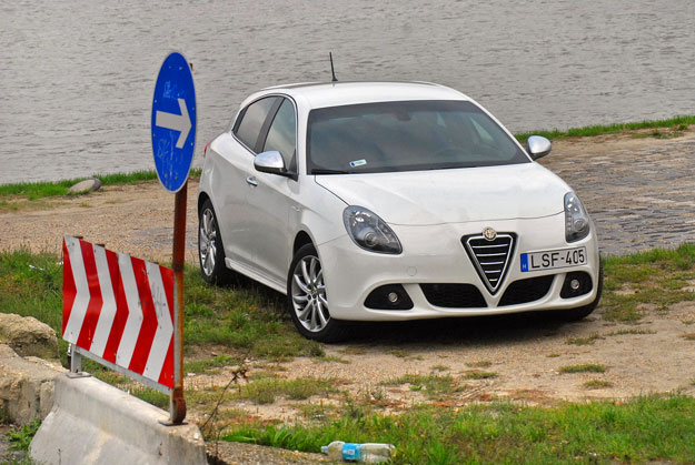 Az új modellel jobbra fordulhatnak az olasz Alfa Romeo magyarországi eladásai is  A szerző felvétele