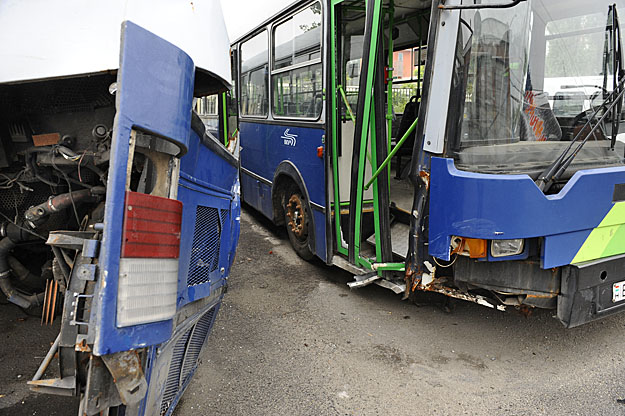 A működőképes járművek ideiglenes engedéllyel közlekednek