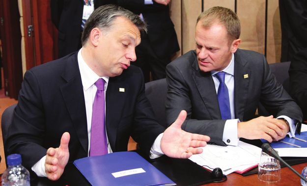 Orbán Viktor magyar kormányfő Donald Tusk lengyel miniszterelnökkel