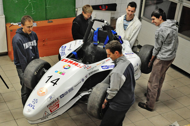 Komoly előnyökkel bír álláspiacon az a diák, aki tagja a BME Formula Racing Teamnek