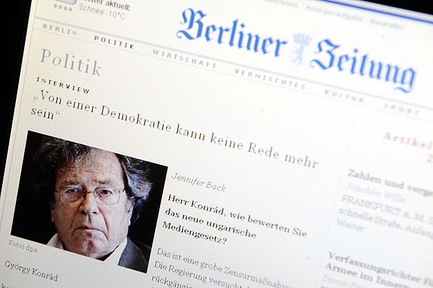 Konrád György-interjú a Berliner Zeitung online kiadásában. Szerinte a médiatörvény a demokrácia leépítését jelenti
