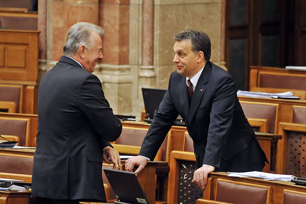 Schmitt Pál és Orbán Viktor a Házban