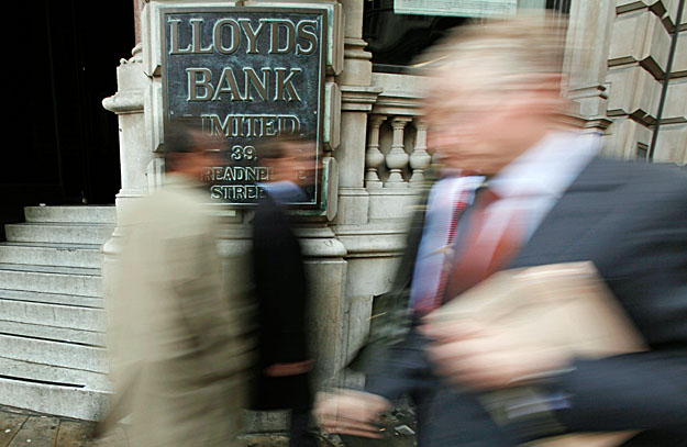 Jó teljesítményükért hétmilliárd font jutalmat kapnak a londoni bankárok