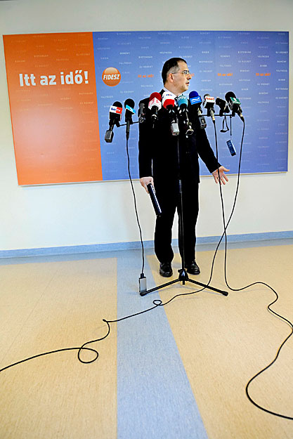 A Fidesz alelnöke „egy mesterségesen felturbózott kampányról” beszélt