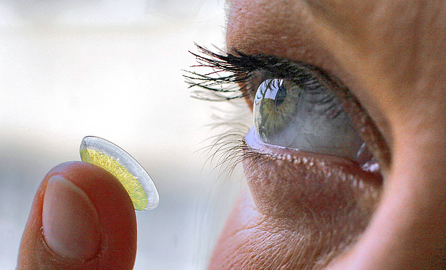 Védeni kell a kontaktlencse viselőinek egészségét – de az áruk szabad áramlását is