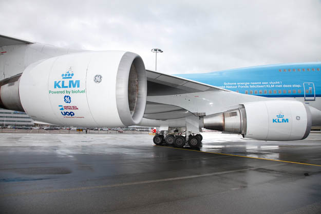 A KLM egyik Boeing–747-esét alakította át bioüzemelésűre
