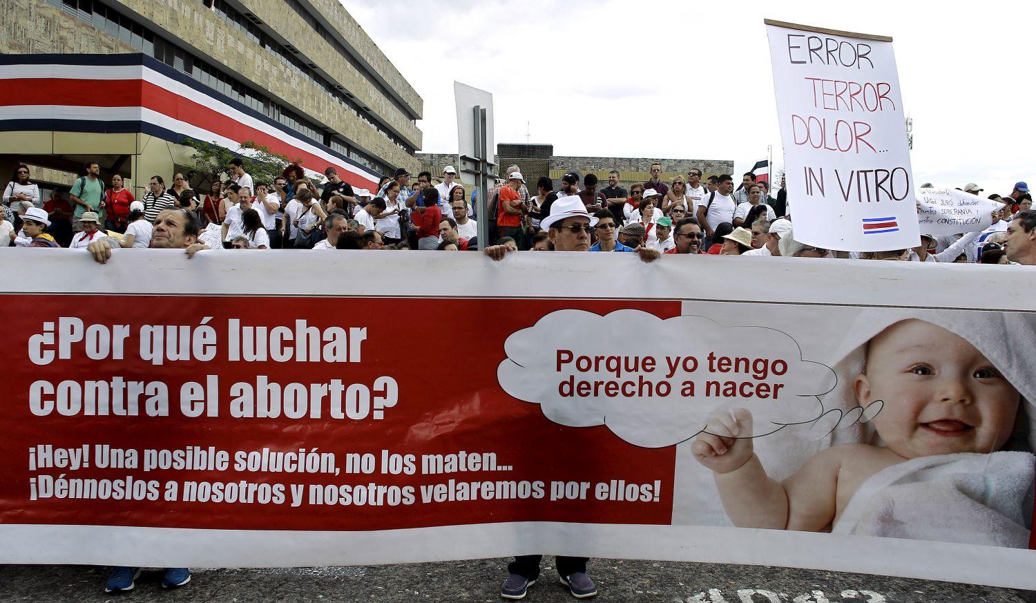 A sterilizálás legalizálása ellen tüntettek Costa Ricában  